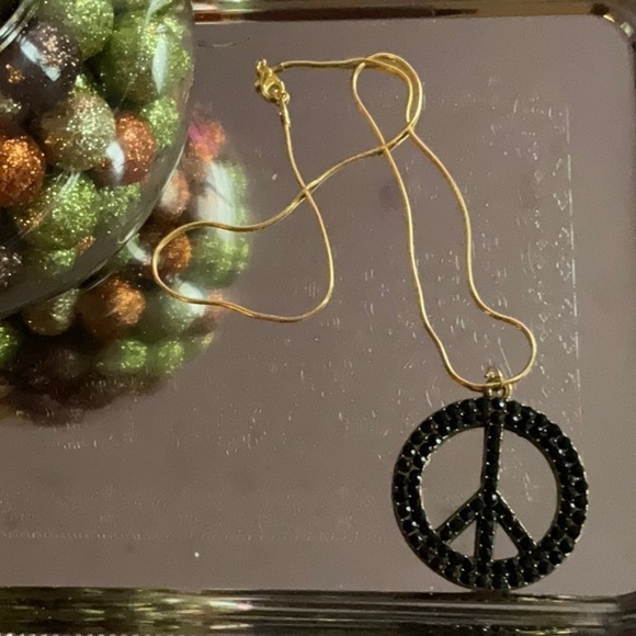 BLACK RHINESTONE PEACE SIGN ON A STERLING SILVER 20” SNAKE CHAIN - Picture 1 of 2